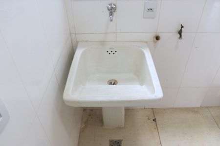 Apartamento para alugar com 71m², 2 quartos e 1 vaga Área de Serviço