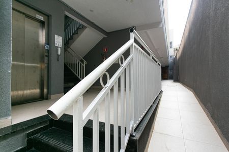 Apartamento para alugar com 36m², 2 quartos e sem vaga Apartamento para alugar com 36m², 2 quartos e sem vagaÁrea Comum - Rampa de Acesso