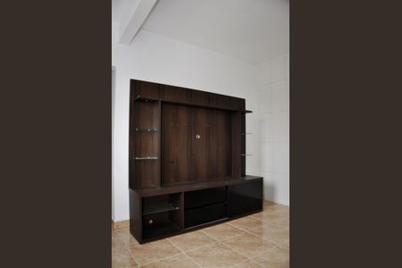 Sala de casa para alugar com 2 quartos, 55m² em Vila Rica, São Paulo