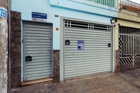 Casa à venda com 200m², 3 quartos e 1 vagaFachada