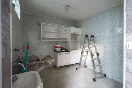 Casa à venda com 200m², 3 quartos e 1 vagaÁrea de Serviço