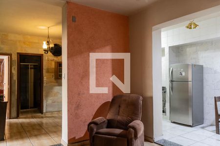 Casa à venda com 360m², 8 quartos e 1 vaga Casa à venda com 360m², 8 quartos e 1 vagaSala