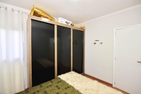 Casa à venda com 280m², 3 quartos e 4 vagasSuíte 2