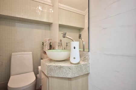 Casa à venda com 280m², 3 quartos e 4 vagasLavabo