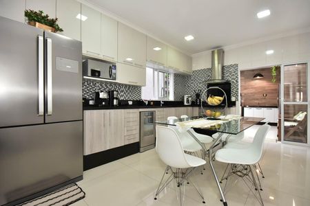 Casa à venda com 280m², 3 quartos e 4 vagasCozinha