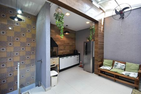 Casa à venda com 280m², 3 quartos e 4 vagasChurrasqueira