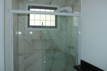 Casa de condomínio para alugar com 206m², 3 quartos e 4 vagasBanheiro Social 1