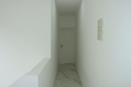 Casa de condomínio para alugar com 206m², 3 quartos e 4 vagasCorredor