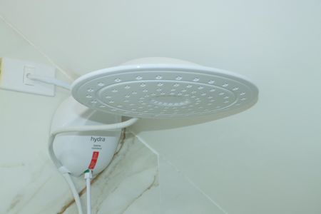 Casa de condomínio para alugar com 206m², 3 quartos e 4 vagasBanheiro da Suíte 