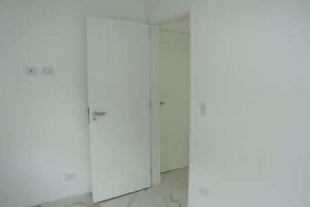 Casa de condomínio para alugar com 206m², 3 quartos e 4 vagasQuarto 2