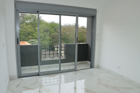 Casa de condomínio para alugar com 206m², 3 quartos e 4 vagasSuíte