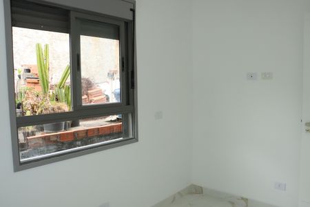 Casa de condomínio para alugar com 206m², 3 quartos e 4 vagasQuarto 2