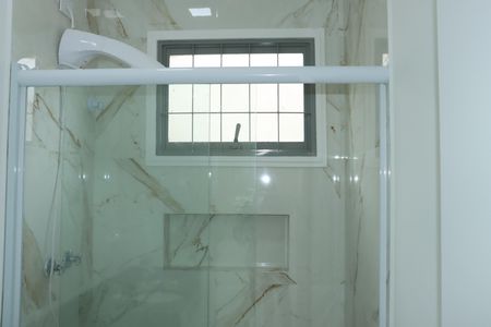 Casa de condomínio para alugar com 206m², 3 quartos e 4 vagasBanheiro Social 2