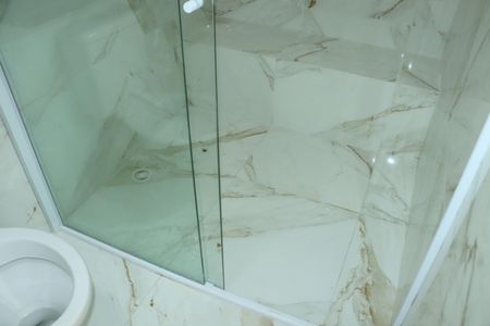 Casa de condomínio para alugar com 206m², 3 quartos e 4 vagasBanheiro da Suíte 