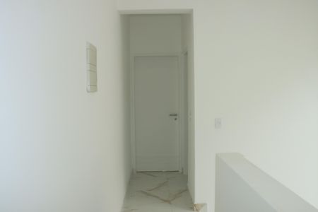 Casa de condomínio para alugar com 206m², 3 quartos e 4 vagasCorredor