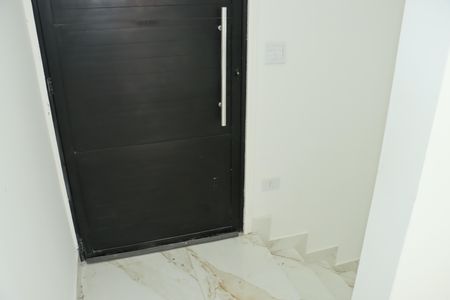 Casa de condomínio para alugar com 206m², 3 quartos e 4 vagasEscada