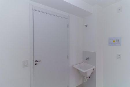 Apartamento para alugar com 32m², 2 quartos e sem vaga Apartamento para alugar com 32m², 2 quartos e sem vagaÁrea de Serviço