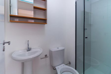 Apartamento para alugar com 32m², 2 quartos e sem vaga Apartamento para alugar com 32m², 2 quartos e sem vagaBanheiro