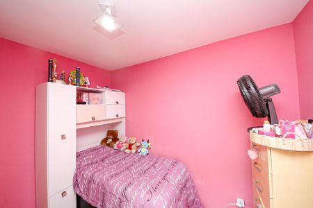 Casa à venda com 180m², 3 quartos e 2 vagasQuarto 1