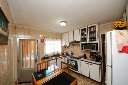 Casa à venda com 180m², 3 quartos e 2 vagasCozinha