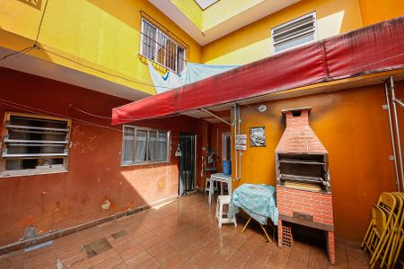 Casa à venda com 180m², 3 quartos e 2 vagasÁrea gourmet