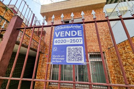 Casa à venda com 180m², 3 quartos e 2 vagasPlaca