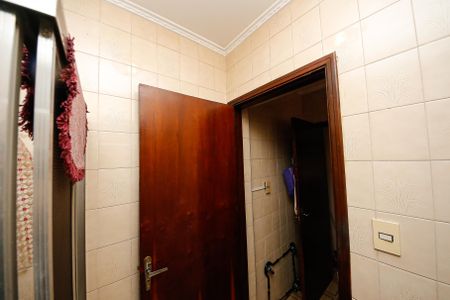 Casa à venda com 180m², 3 quartos e 2 vagasBanheiro 2