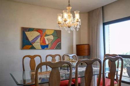 Apartamento à venda com 206m², 4 quartos e 3 vagas Apartamento à venda com 206m², 4 quartos e 3 vagasFoto 08