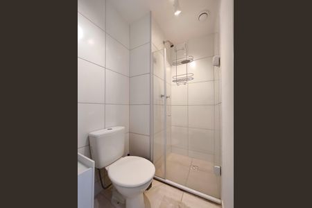 Apartamento à venda com 44m², 2 quartos e sem vaga Apartamento à venda com 44m², 2 quartos e sem vagaBanheiro