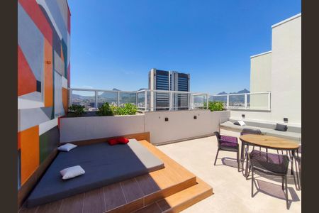 Apartamento à venda com 44m², 2 quartos e sem vaga Apartamento à venda com 44m², 2 quartos e sem vagaTerraço