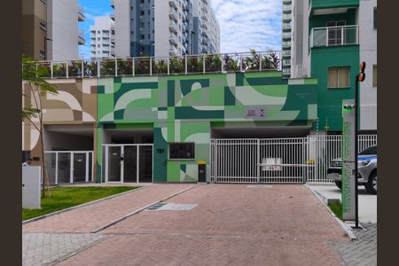 Apartamento à venda com 44m², 2 quartos e sem vaga Apartamento à venda com 44m², 2 quartos e sem vagaFachada e portaria