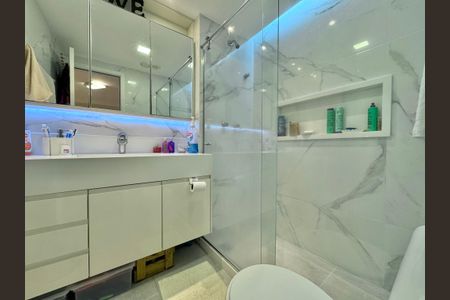 Apartamento à venda com 91m², 3 quartos e 2 vagasSuíte - Banheiro