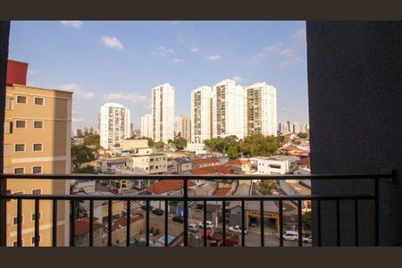Apartamento para alugar com 42m², 2 quartos e sem vaga Apartamento para alugar com 42m², 2 quartos e sem vagaVaranda