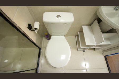 Apartamento para alugar com 42m², 2 quartos e sem vaga Apartamento para alugar com 42m², 2 quartos e sem vagaBanheiro