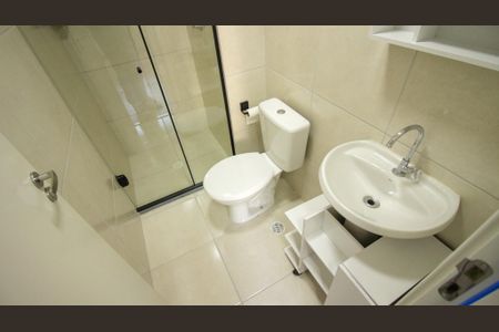 Apartamento para alugar com 42m², 2 quartos e sem vaga Apartamento para alugar com 42m², 2 quartos e sem vagaBanheiro