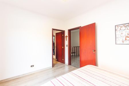 Casa à venda com 337m², 3 quartos e 6 vagas Casa à venda com 337m², 3 quartos e 6 vagasQuarto 3