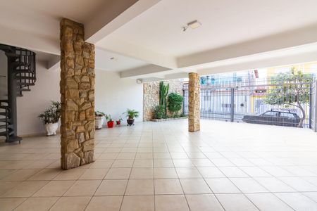 Casa à venda com 337m², 3 quartos e 6 vagas Casa à venda com 337m², 3 quartos e 6 vagasGaragem