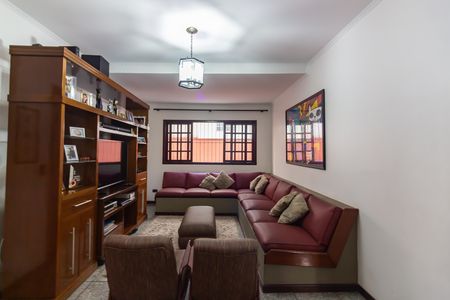 Casa à venda com 337m², 3 quartos e 6 vagas Casa à venda com 337m², 3 quartos e 6 vagasSala