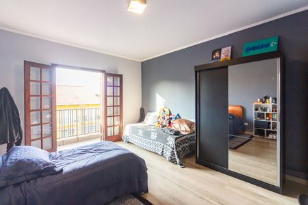 Casa à venda com 337m², 3 quartos e 6 vagas Casa à venda com 337m², 3 quartos e 6 vagasQuarto 2