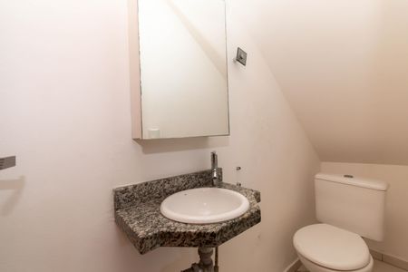 Casa à venda com 72m², 2 quartos e 2 vagas Casa à venda com 72m², 2 quartos e 2 vagasLavabo