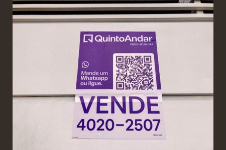 Casa à venda com 72m², 2 quartos e 2 vagas Casa à venda com 72m², 2 quartos e 2 vagasPlaca instalada dwyd 558