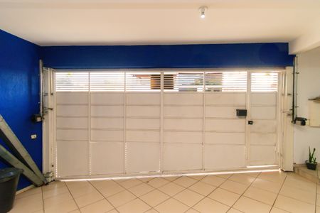 Casa à venda com 72m², 2 quartos e 2 vagas Casa à venda com 72m², 2 quartos e 2 vagasGaragem