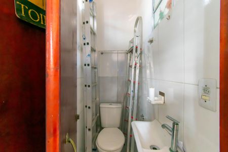 Casa à venda com 72m², 2 quartos e 2 vagas Casa à venda com 72m², 2 quartos e 2 vagasGaragem - Lavabo