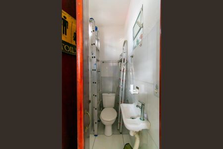 Casa à venda com 72m², 2 quartos e 2 vagas Casa à venda com 72m², 2 quartos e 2 vagasGaragem - Lavabo