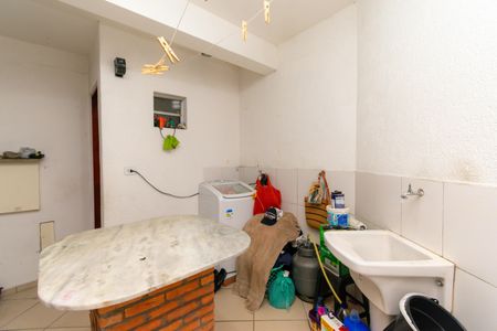 Casa à venda com 72m², 2 quartos e 2 vagas Casa à venda com 72m², 2 quartos e 2 vagasÁrea de Serviço