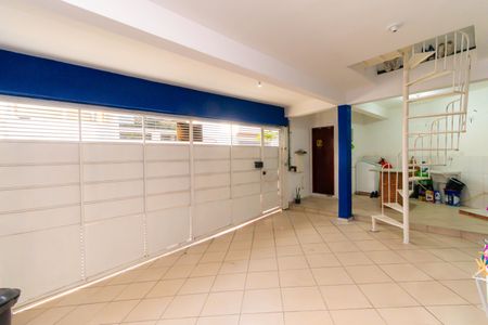 Casa à venda com 72m², 2 quartos e 2 vagas Casa à venda com 72m², 2 quartos e 2 vagasGaragem