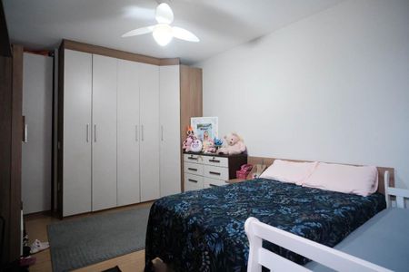 Casa à venda com 170m², 3 quartos e 2 vagasQuarto 2 