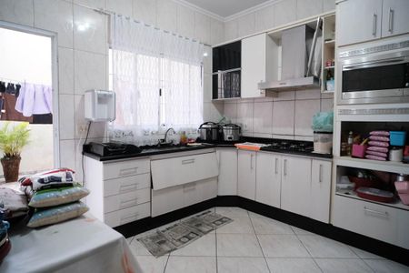 Casa à venda com 170m², 3 quartos e 2 vagasCozinha