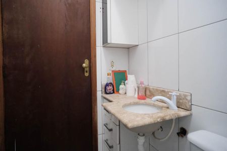 Casa à venda com 170m², 3 quartos e 2 vagasBanheiro Suíte 