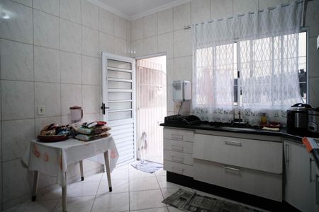 Casa à venda com 170m², 3 quartos e 2 vagasCozinha